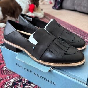 Tom’s Mallory Black Leather Loafers